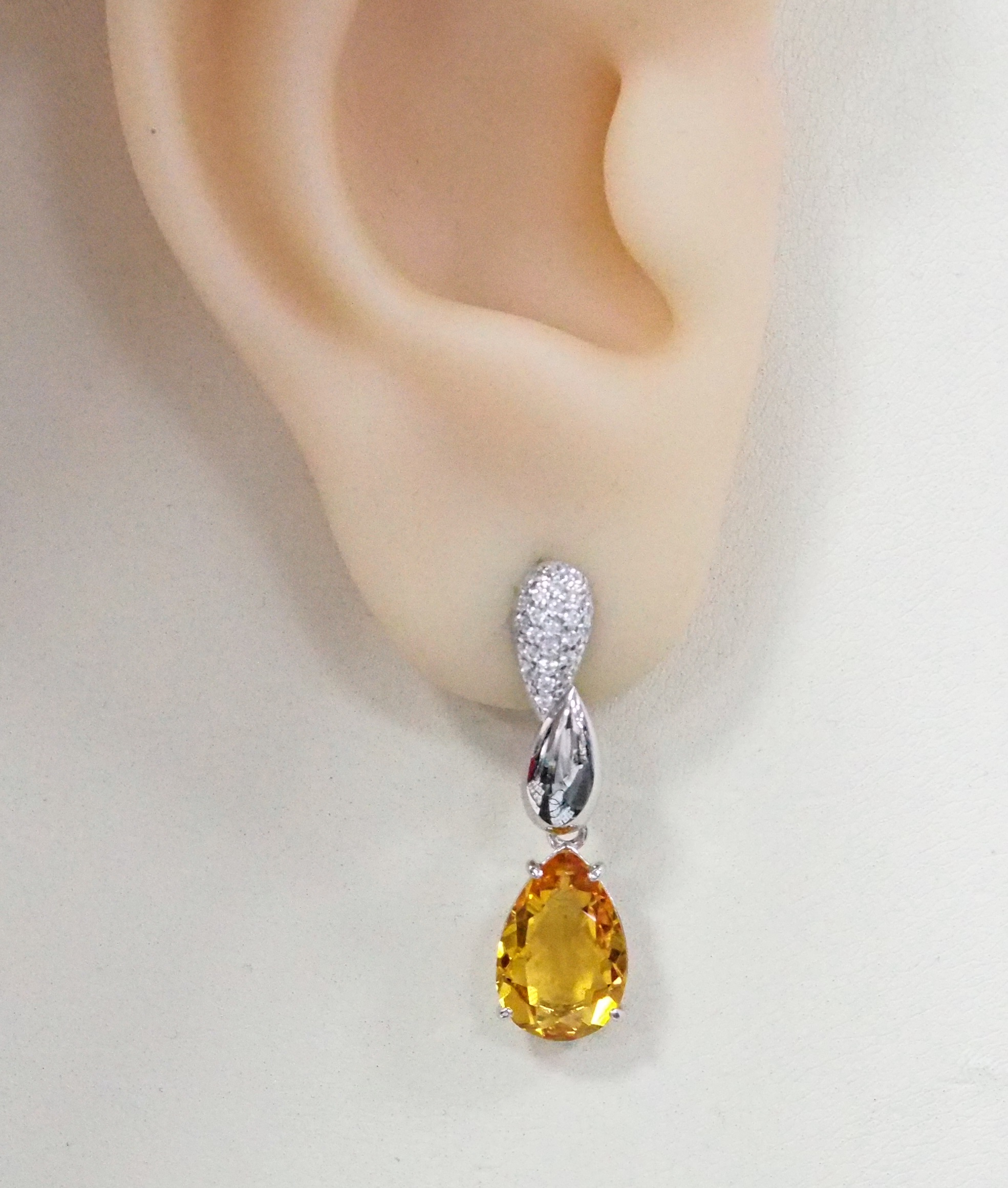 Серебряные серьги с цитринами